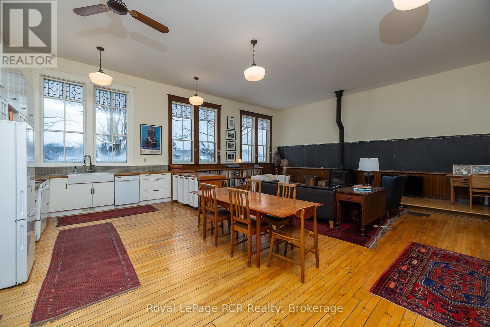 136630 GREY ROAD 12 - 9