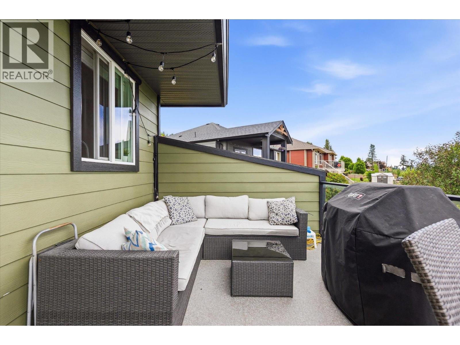 9741 Crimson Road - 11