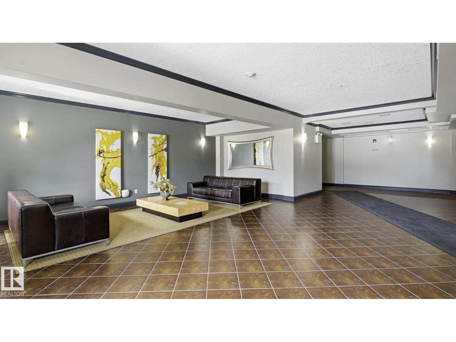 #208 14612 125 ST NW - 5