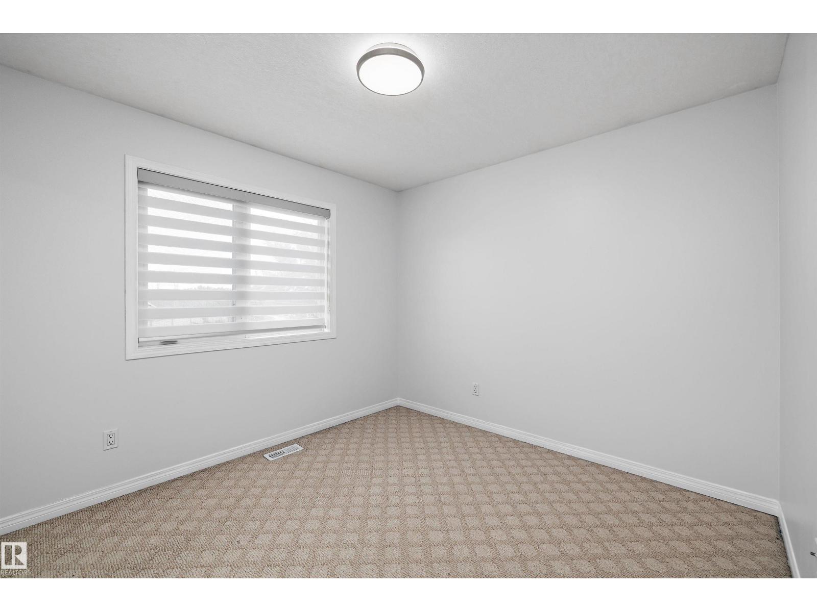 4831 154 AV NW - 25