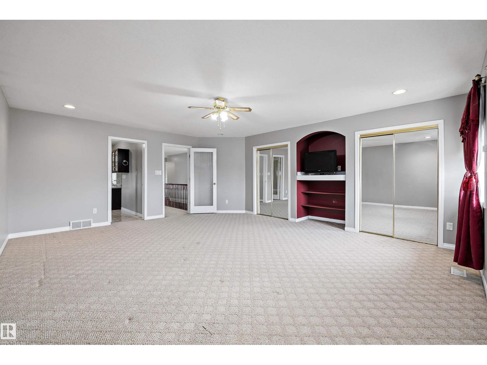 4831 154 AV NW - 35