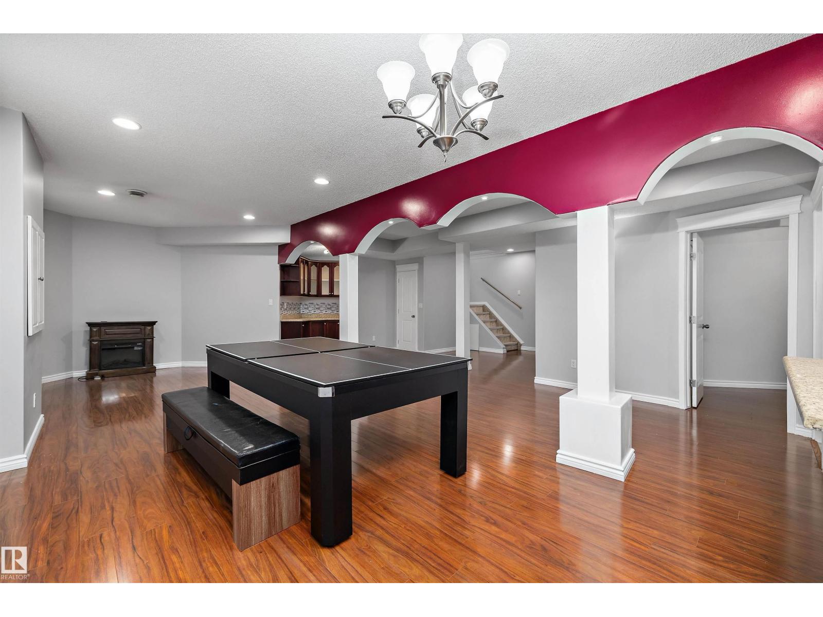 4831 154 AV NW - 41