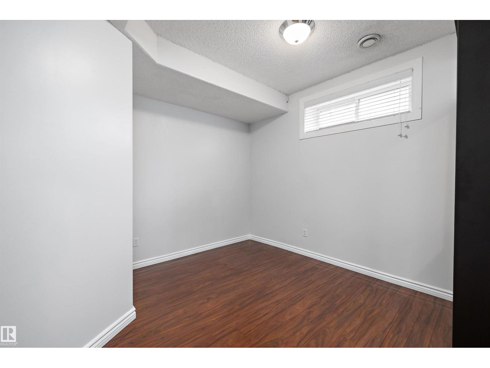 4831 154 AV NW - 45