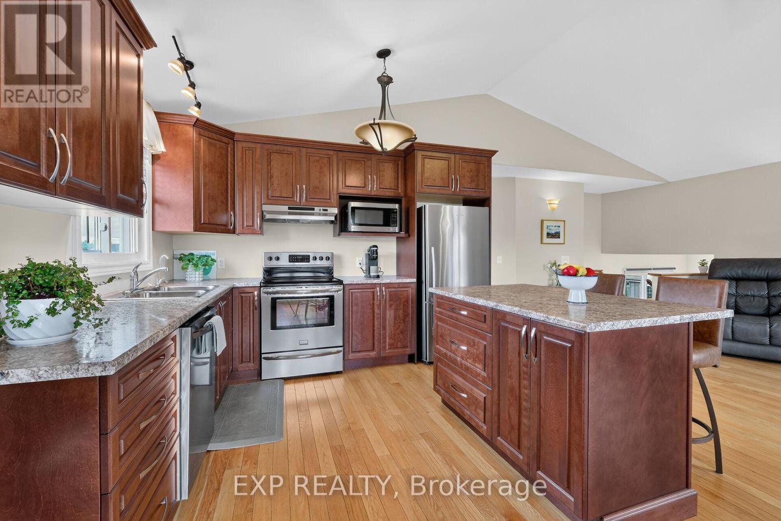 331 DEAN RIDGE ROAD - 7
