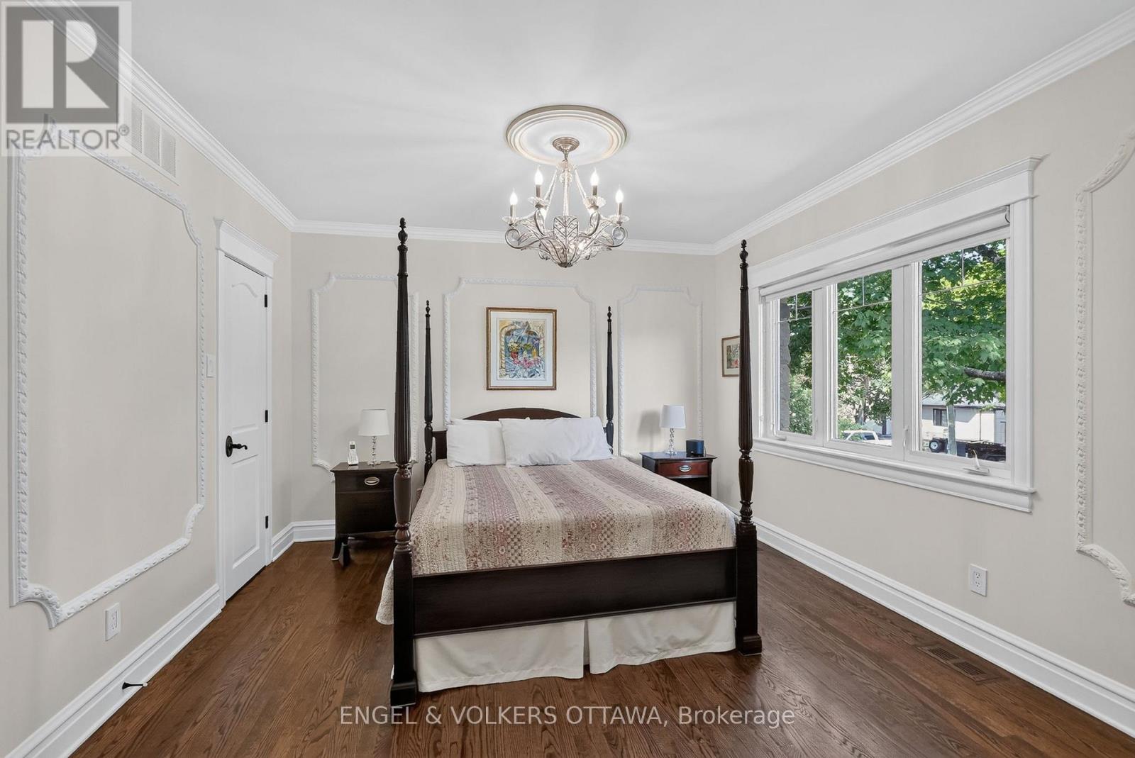 3 Bed, 3 Bath House for Sale in Ottawa – 246 MOUNTBATTEN AVENUE, Ottawa – MLS# X13467812 - Image 17