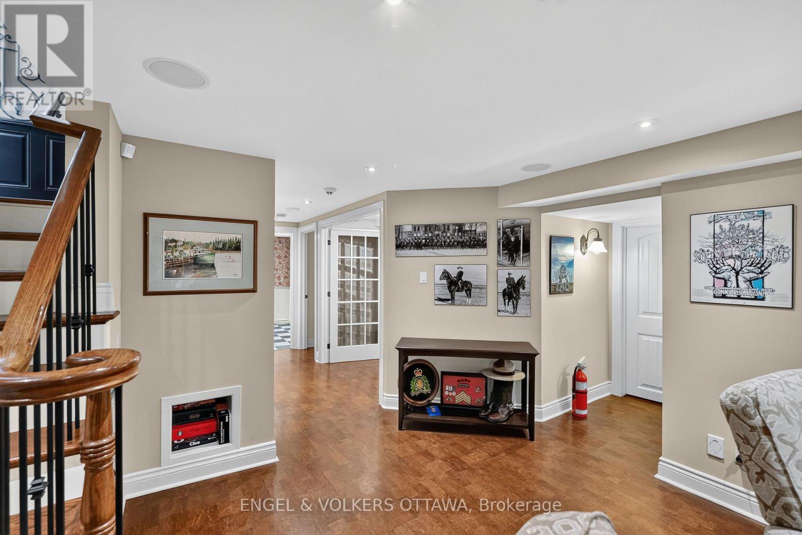 3 Bed, 3 Bath House for Sale in Ottawa – 246 MOUNTBATTEN AVENUE, Ottawa – MLS# X13467812 - Image 25