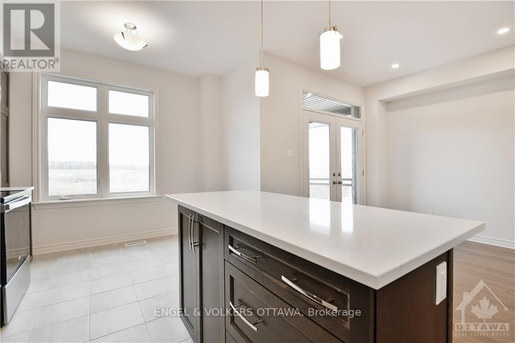 3 Bed, 4 Bath House for Rent in Ottawa – 18 VERGLAS LANE, Ottawa – MLS# X13467882 - Image 10