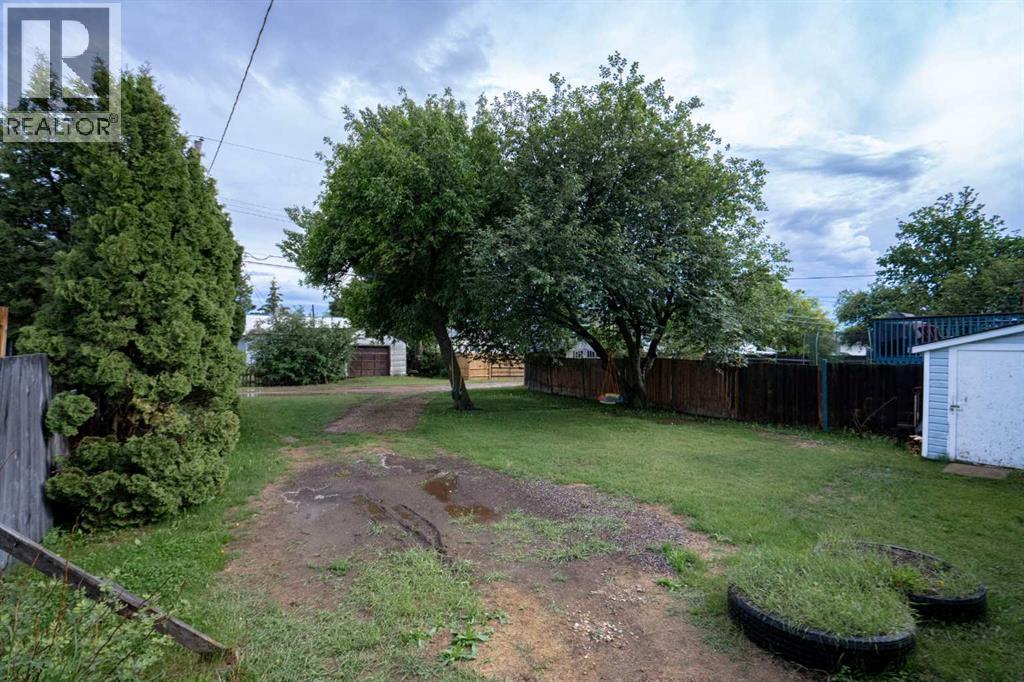 4811 53 ave - 26