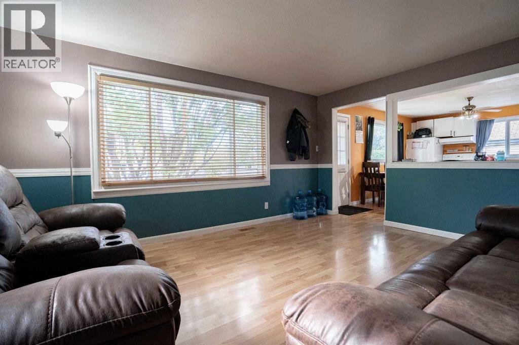 4811 53 ave - 5