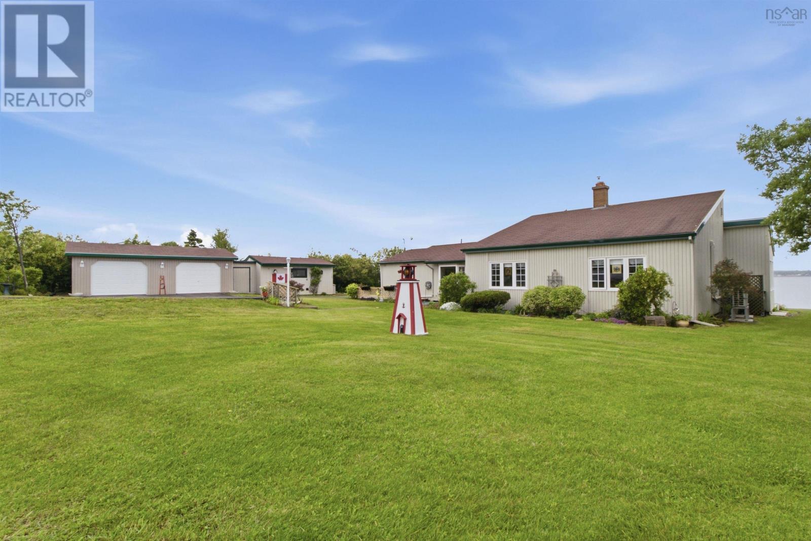 199 Pugwash Point Road - 40