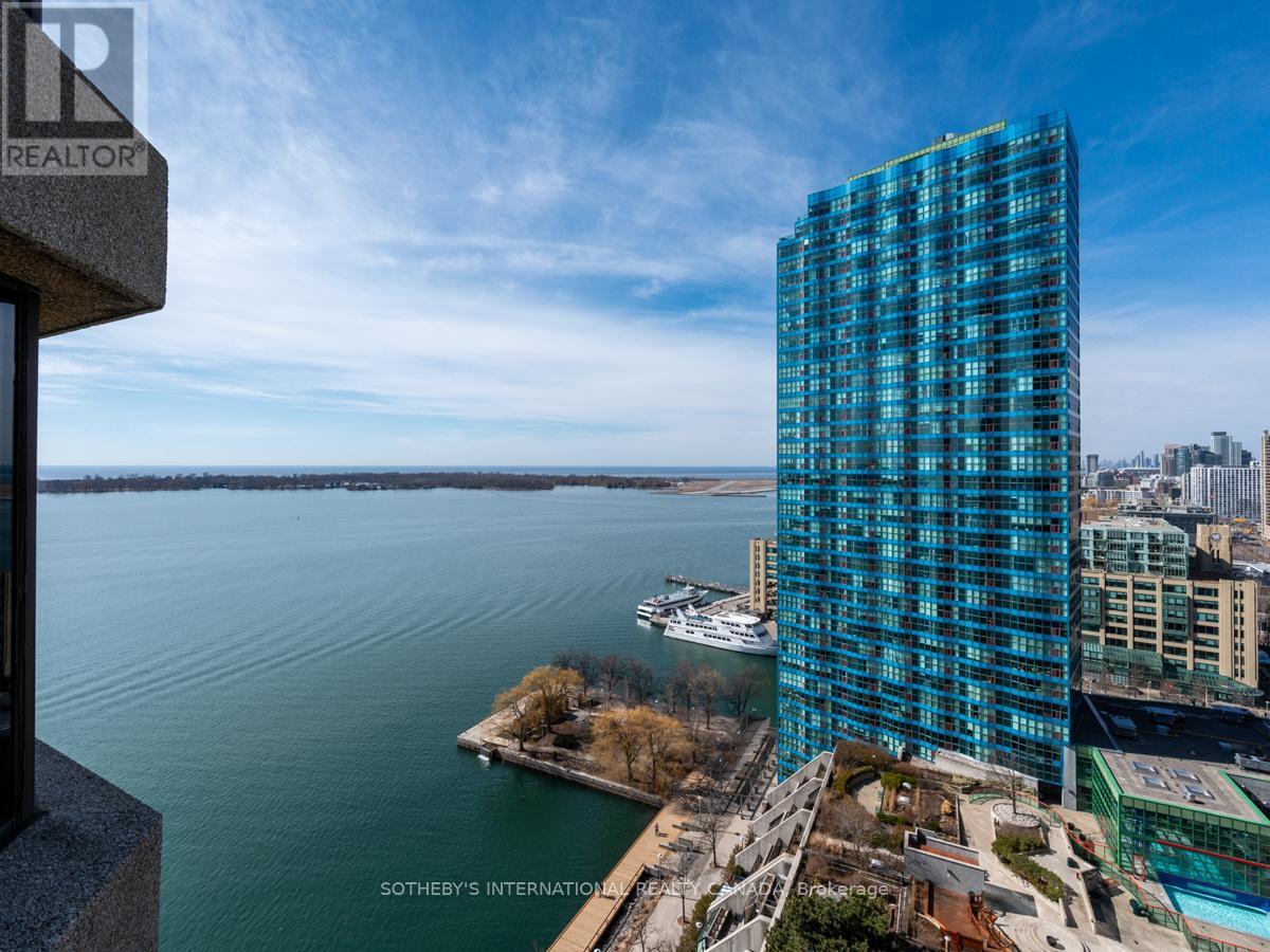 #2204 65 HARBOUR SQUARE - 1