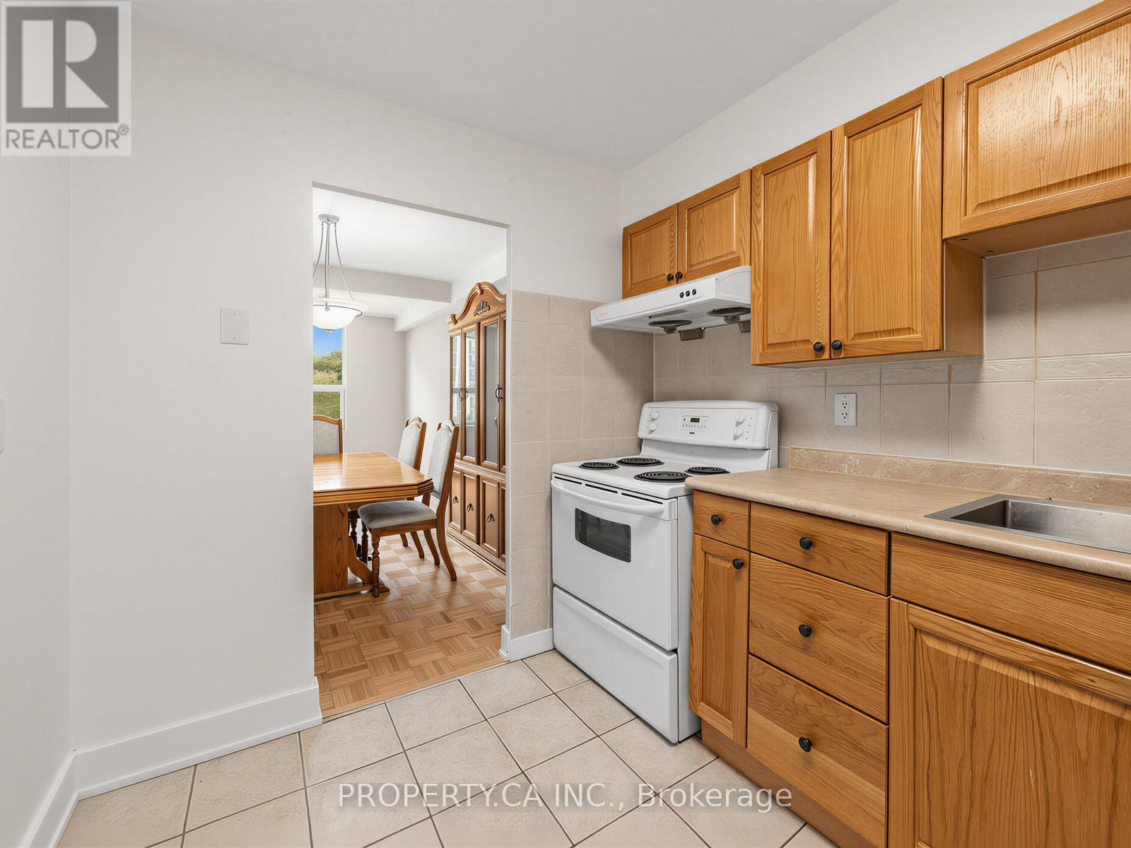 #708 10 EDGECLIFF GOLFWAY - 14