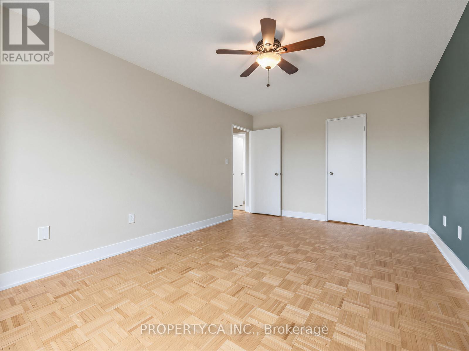 #708 10 EDGECLIFF GOLFWAY - 22