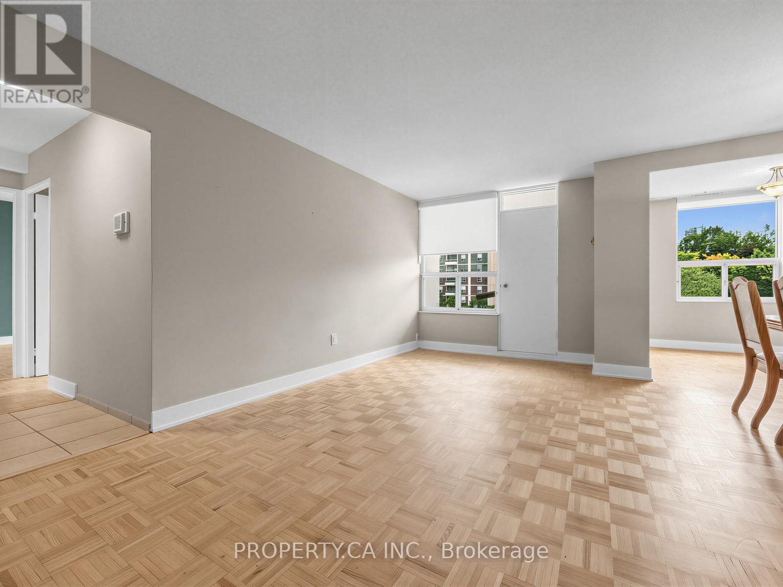 #708 10 EDGECLIFF GOLFWAY - 4