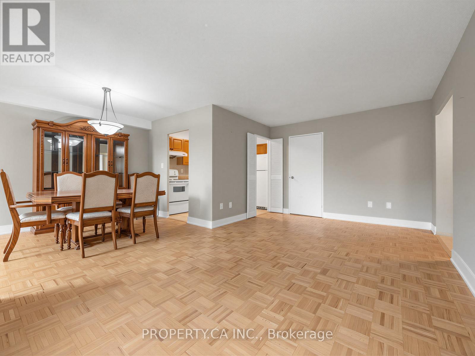 #708 10 EDGECLIFF GOLFWAY - 5