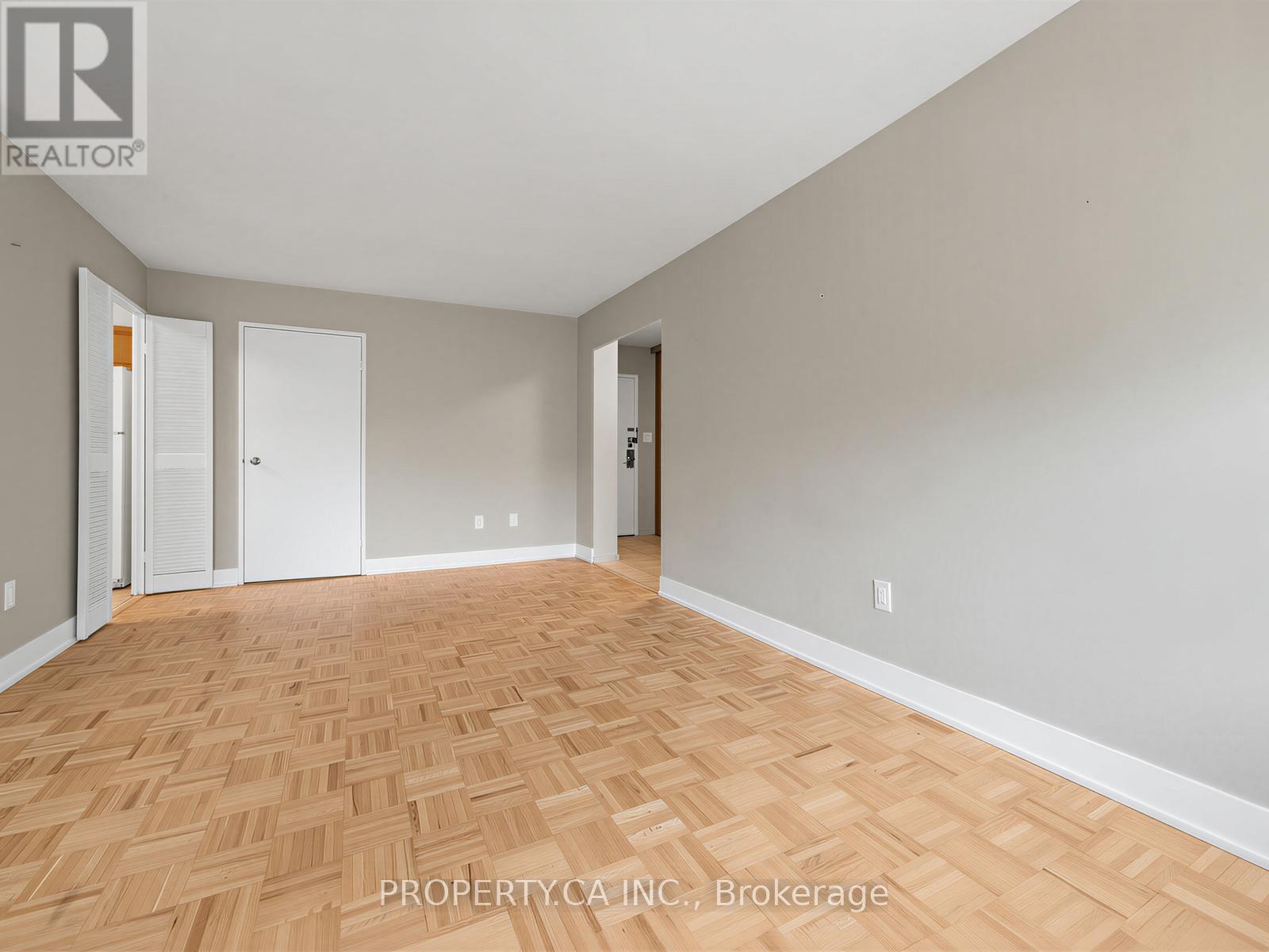 #708 10 EDGECLIFF GOLFWAY - 6