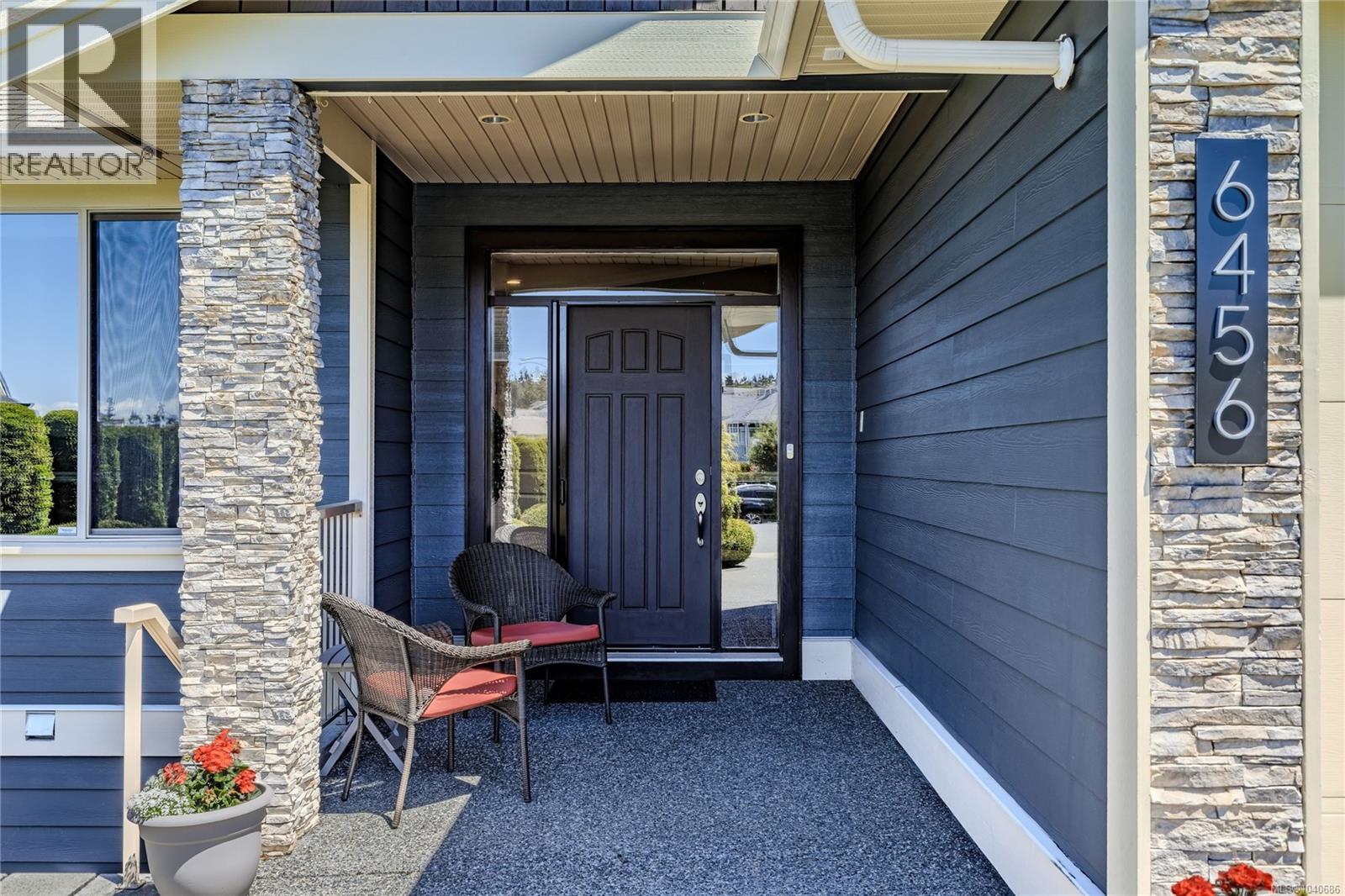6456 Peregrine Rd, Nanaimo