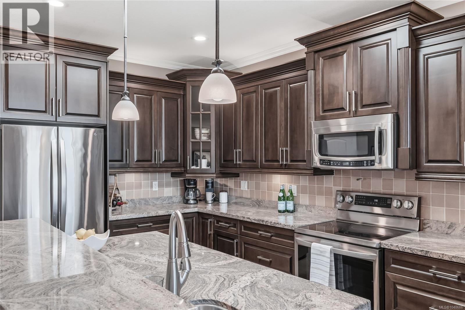 6456 Peregrine Rd, Nanaimo