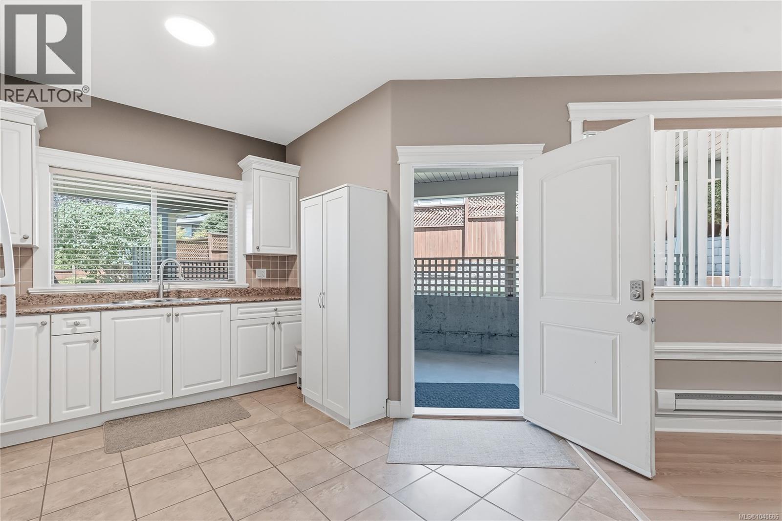 6456 Peregrine Rd, Nanaimo