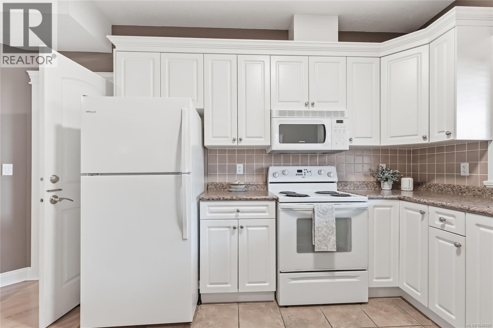 6456 Peregrine Rd, Nanaimo