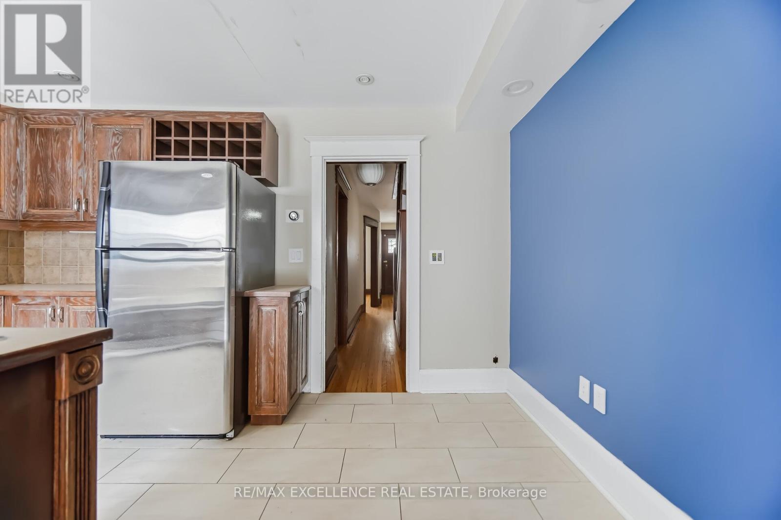 7 ARUNDEL AVENUE - 17