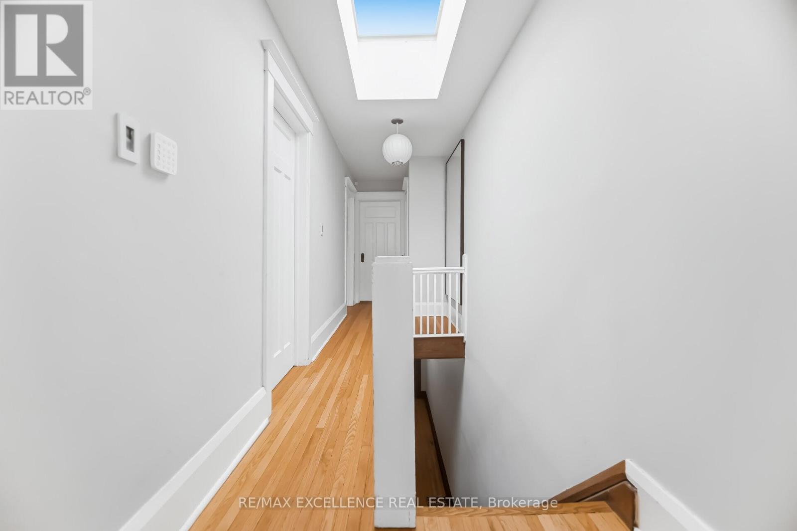 7 ARUNDEL AVENUE - 26