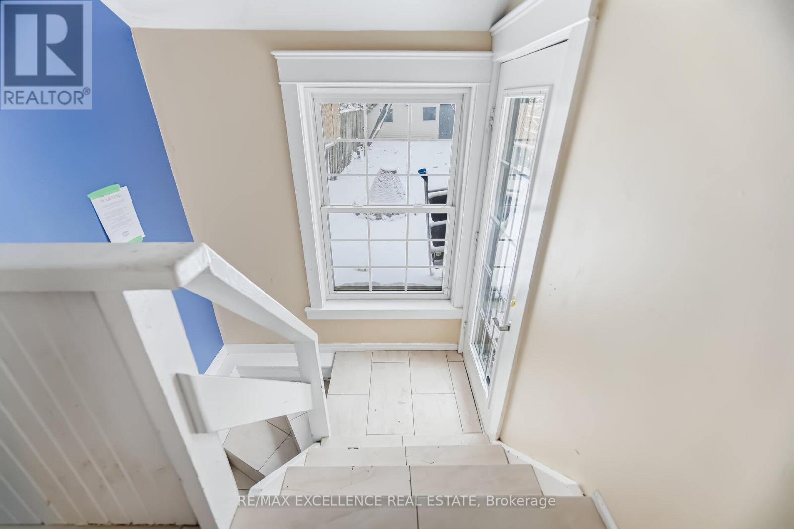 7 ARUNDEL AVENUE - 35