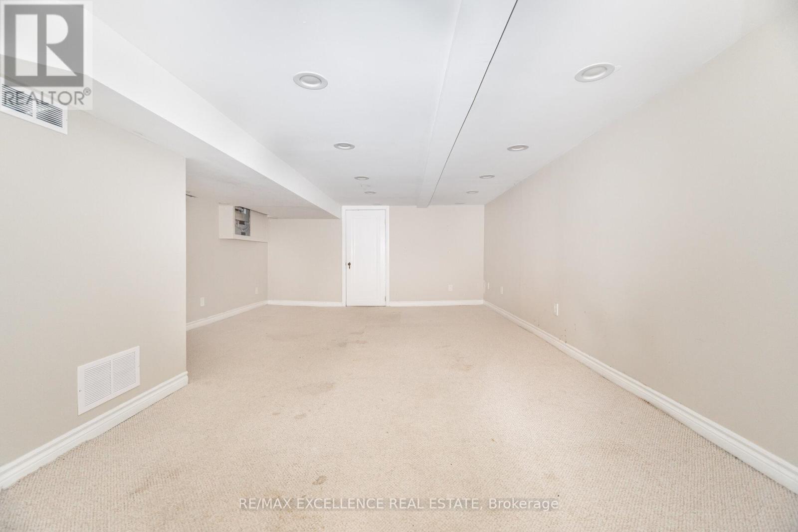 7 ARUNDEL AVENUE - 37