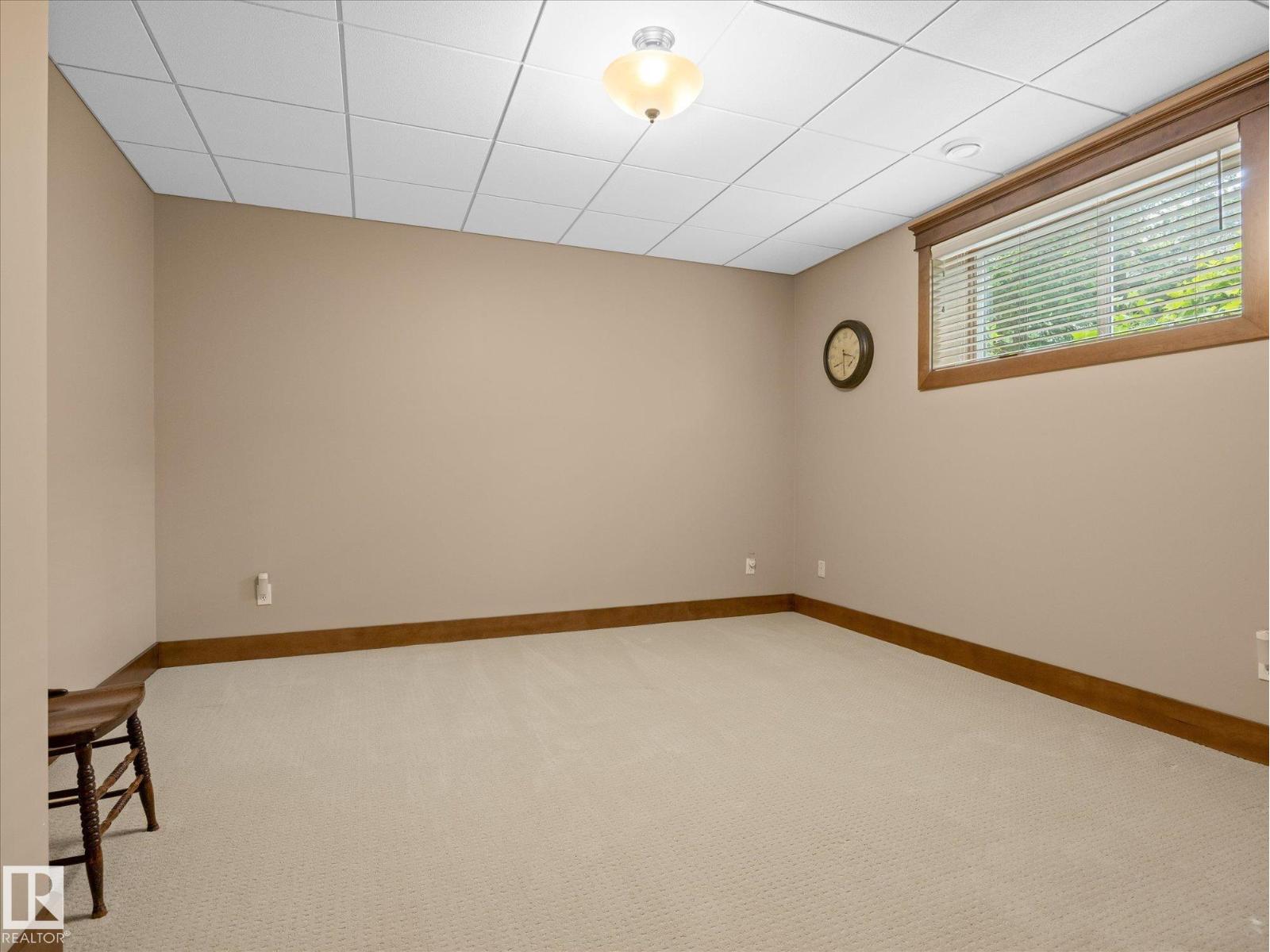 #26 51025 RGE ROAD 222 - 42
