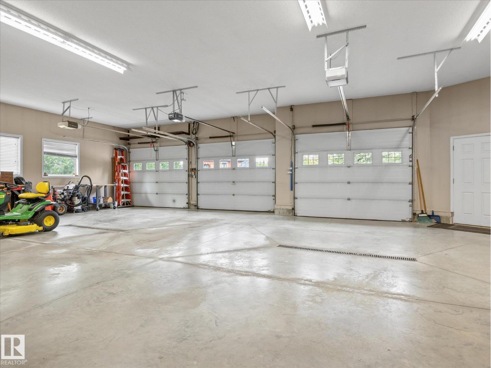 #26 51025 RGE ROAD 222 - 29