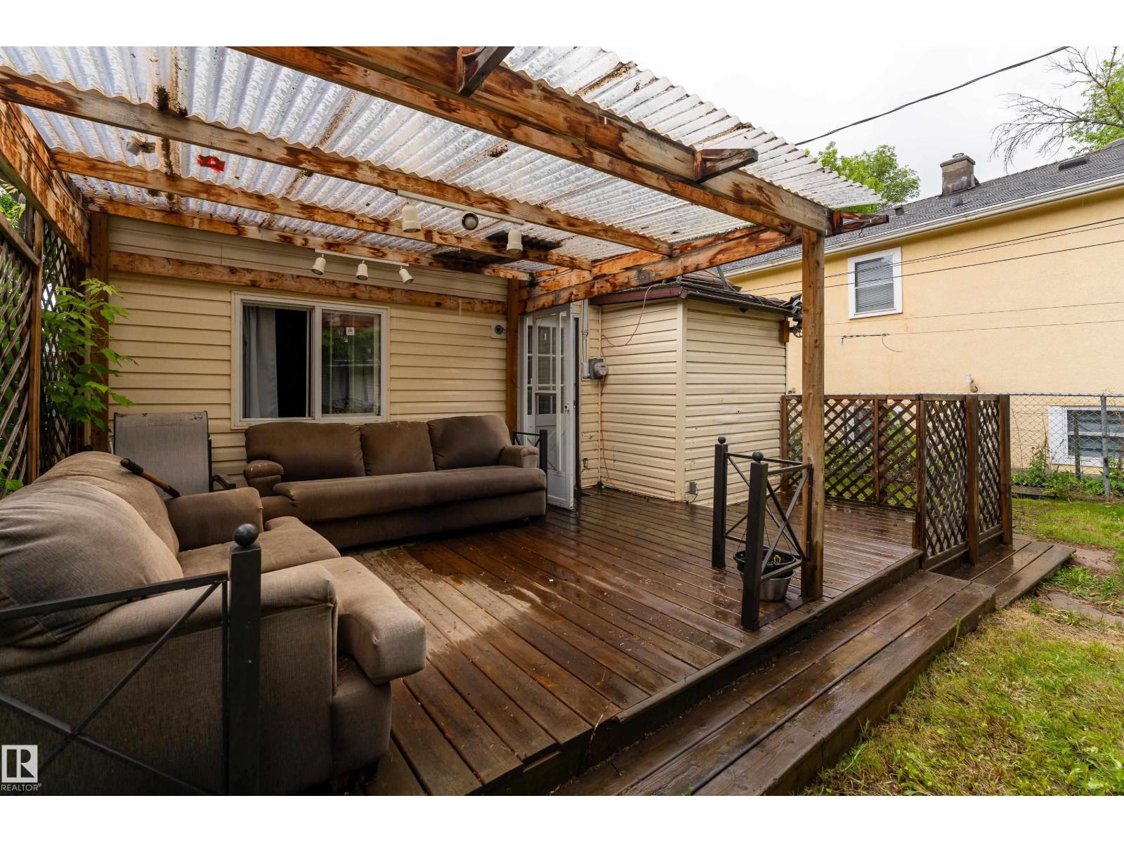 11406 89 ST NW - 21