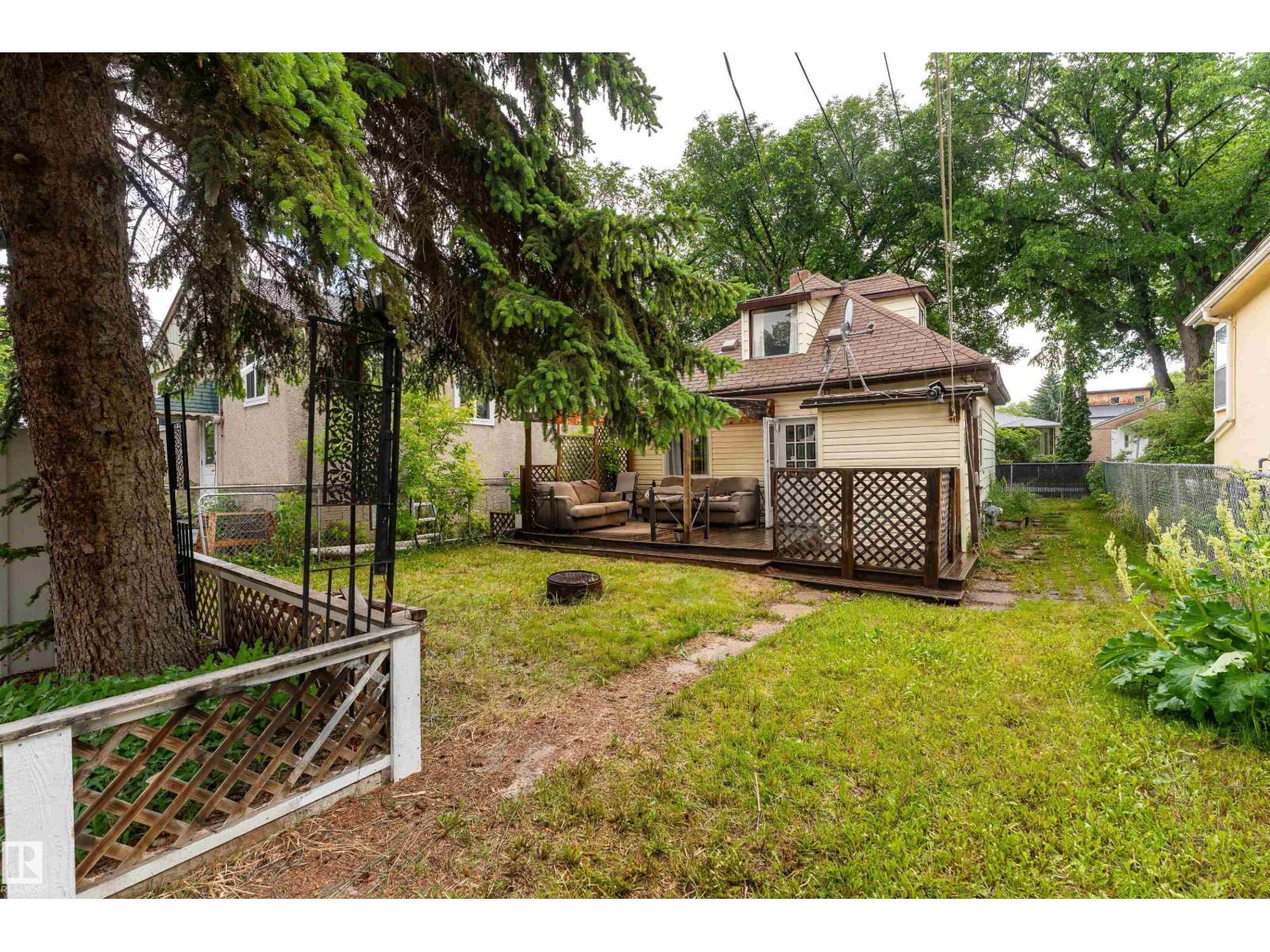 11406 89 ST NW - 24
