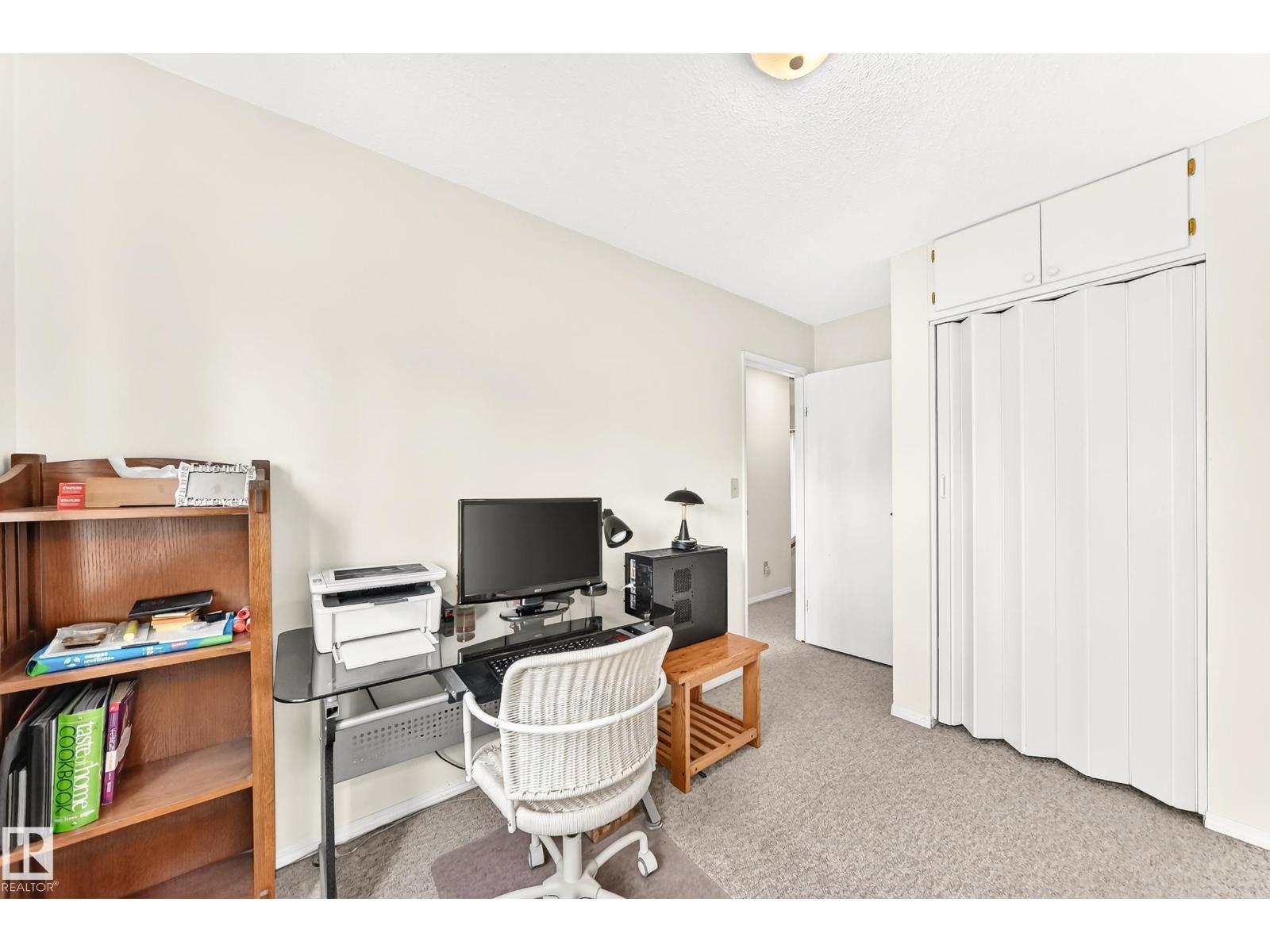 102 ROYAL TC NW - 27