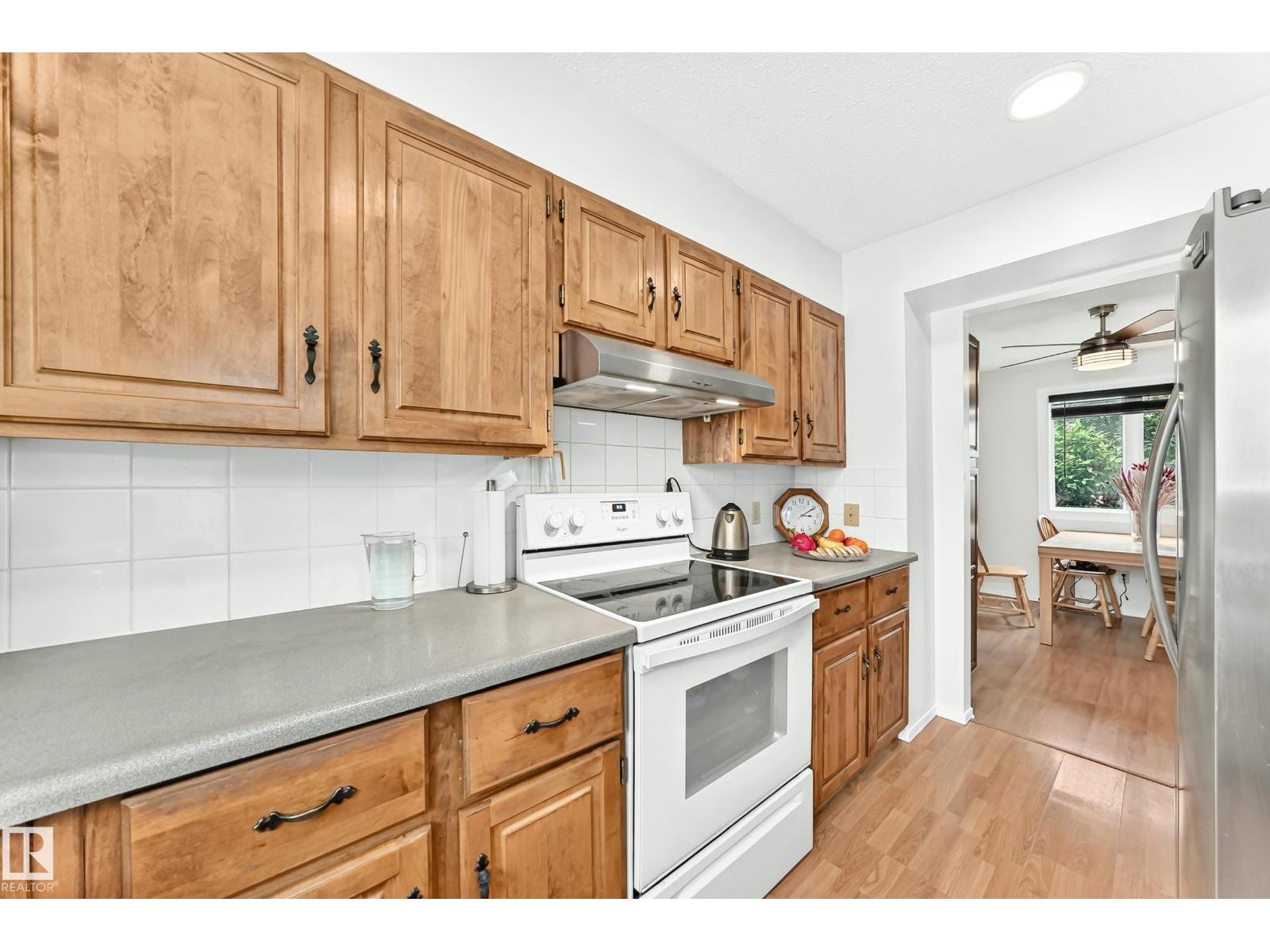 102 ROYAL TC NW - 8