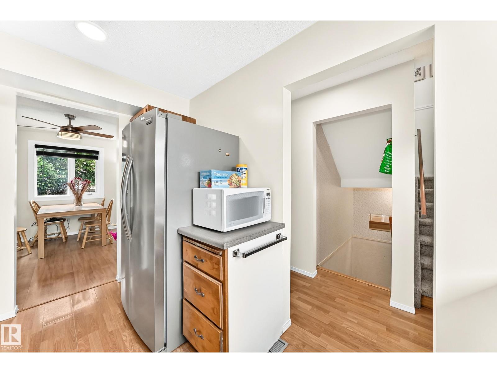 102 ROYAL TC NW - 9