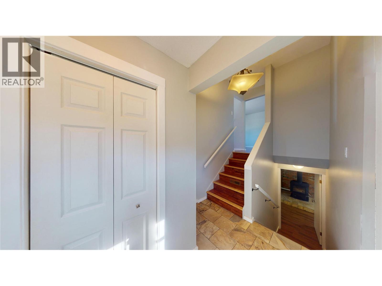 1004 17TH Avenue S - 6