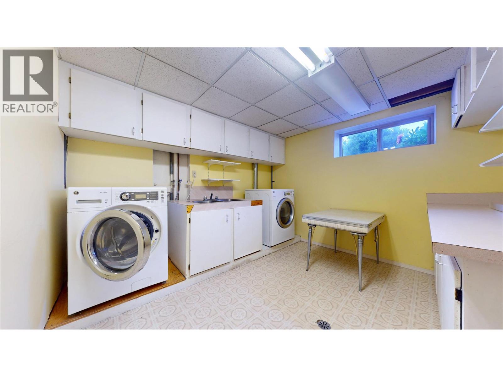 1004 17TH Avenue S - 29