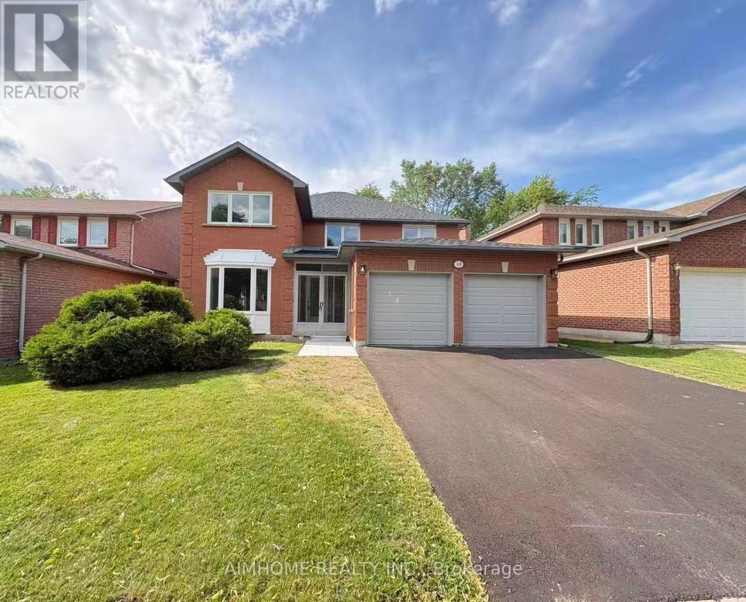 108 BERWICK CRESCENT - 1