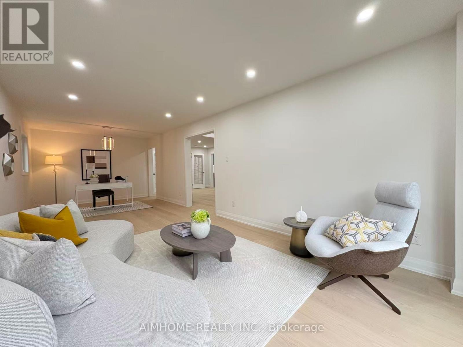 108 BERWICK CRESCENT - 10