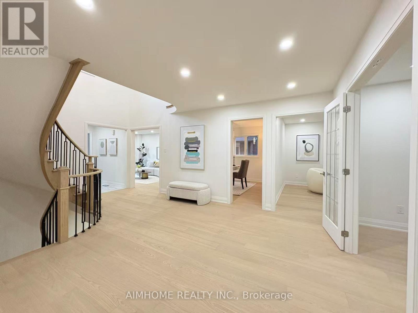 108 BERWICK CRESCENT - 13