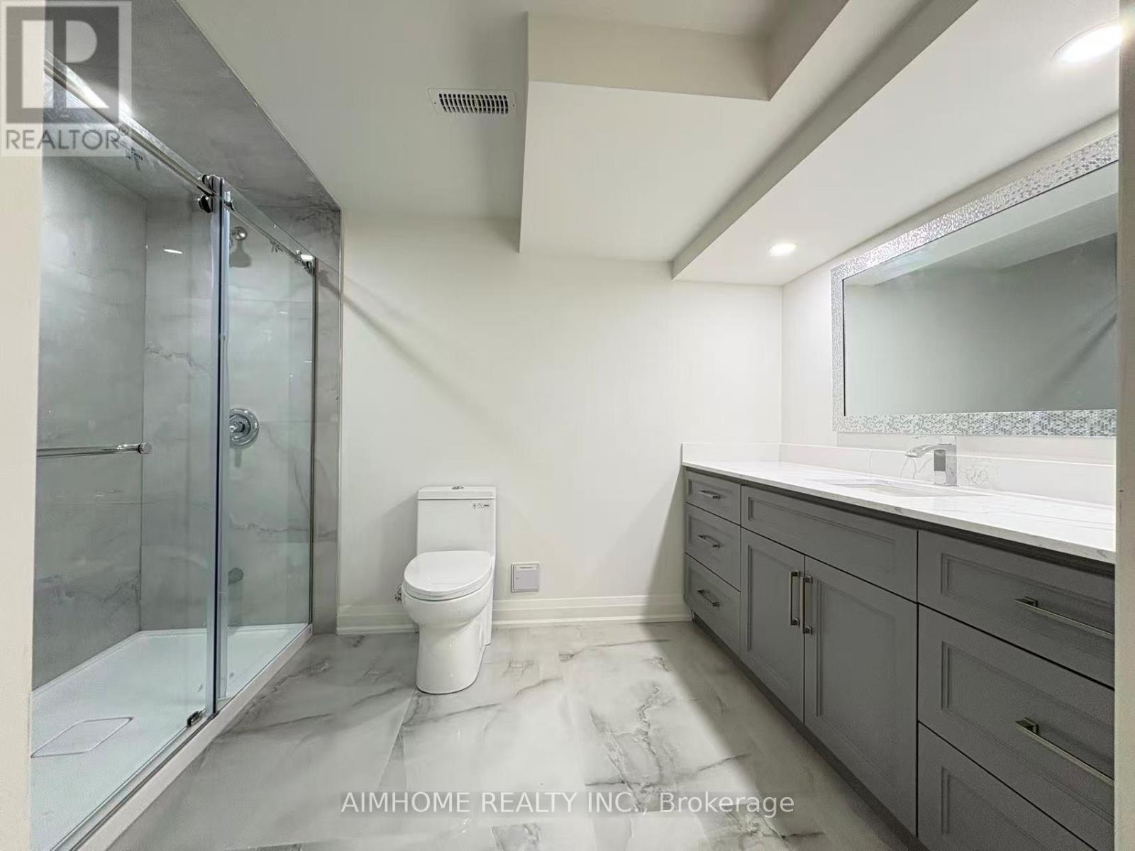 108 BERWICK CRESCENT - 46