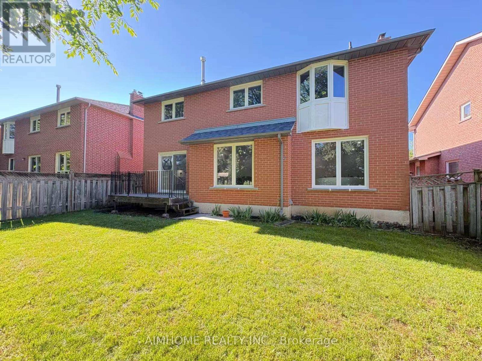 108 BERWICK CRESCENT - 47