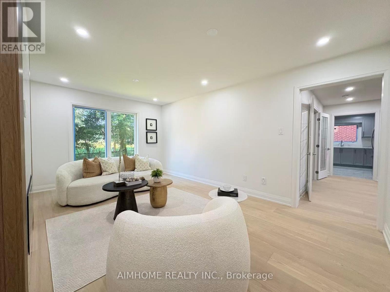 108 BERWICK CRESCENT - 5