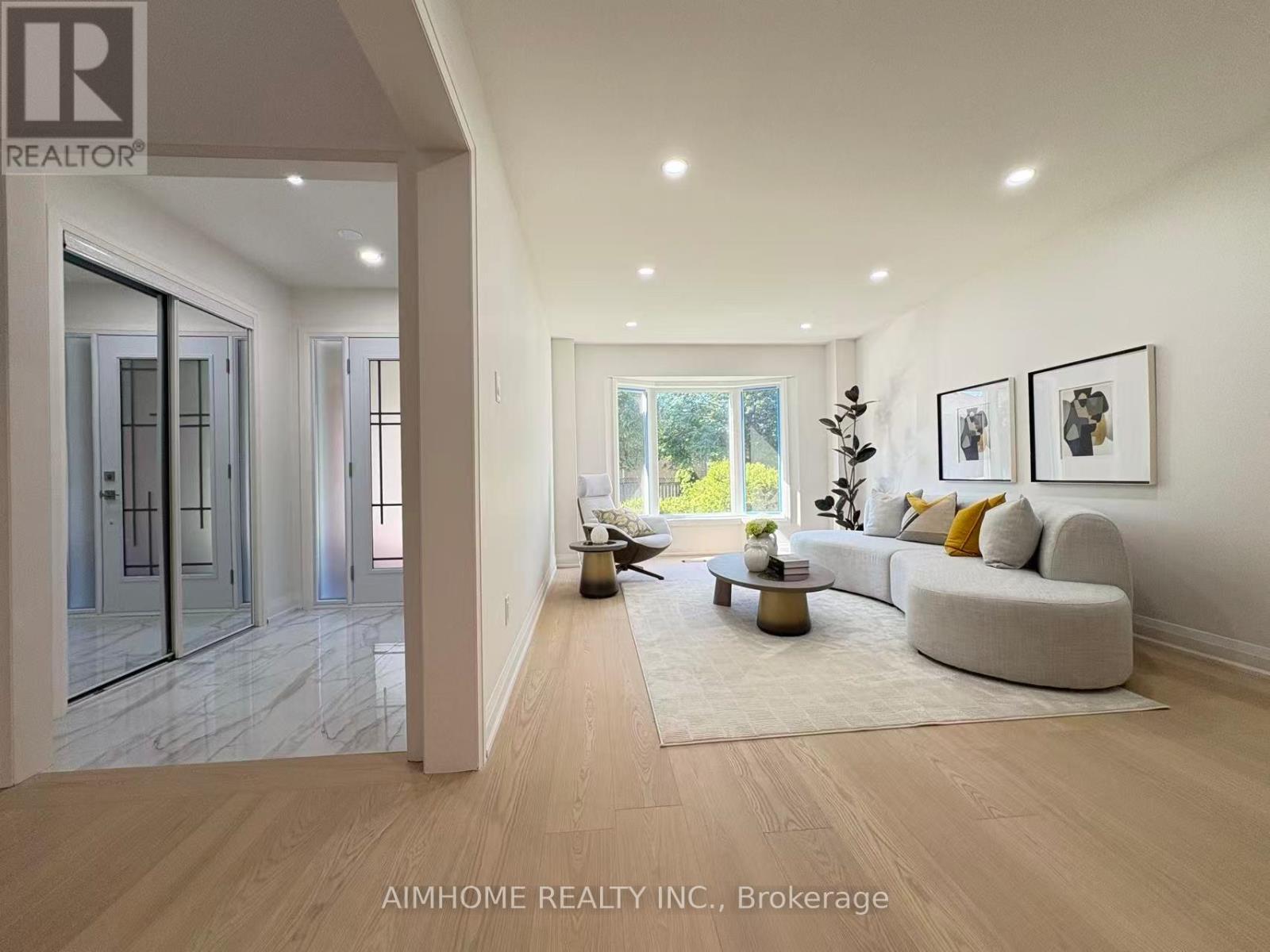 108 BERWICK CRESCENT - 7