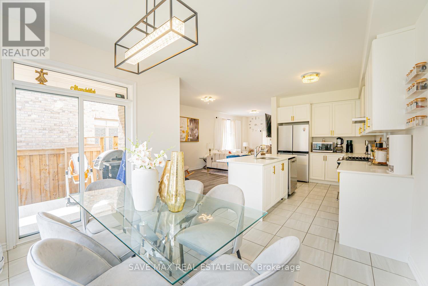 125 JONKMAN BOULEVARD - 18