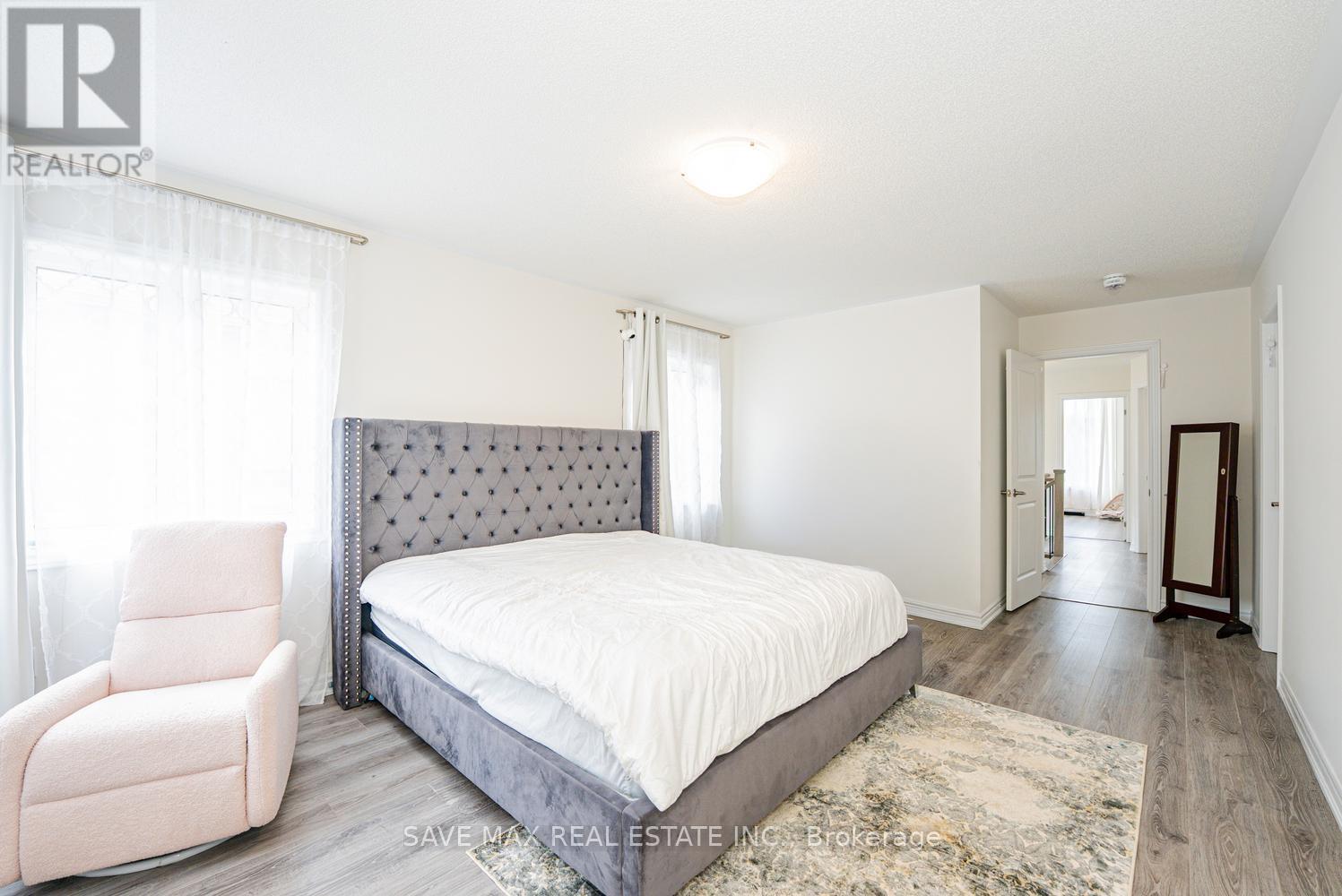 125 JONKMAN BOULEVARD - 26