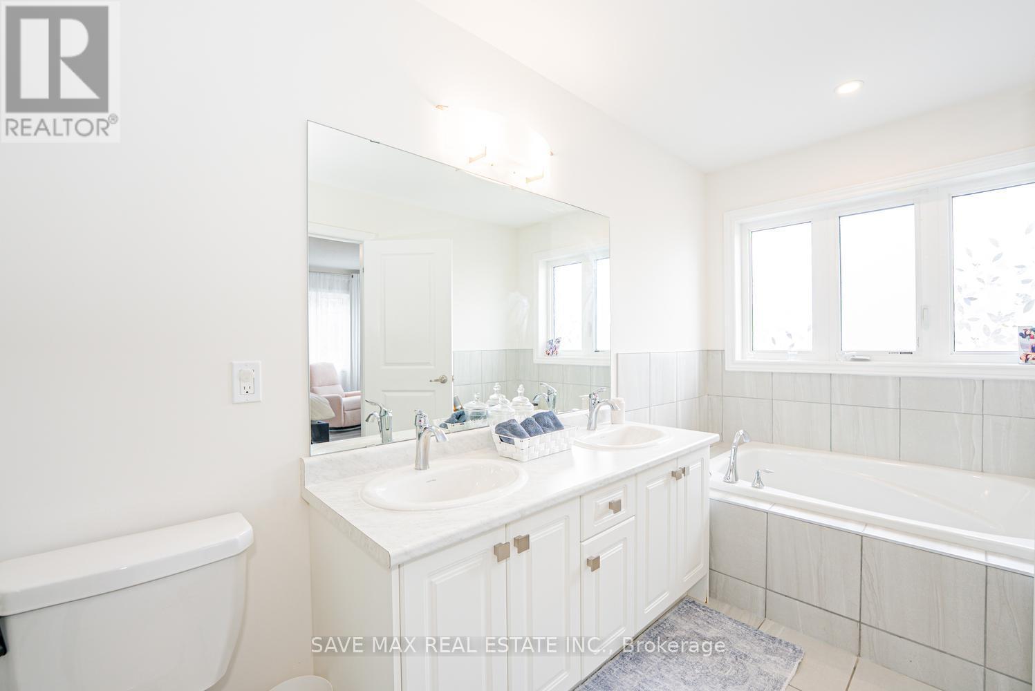 125 JONKMAN BOULEVARD - 29