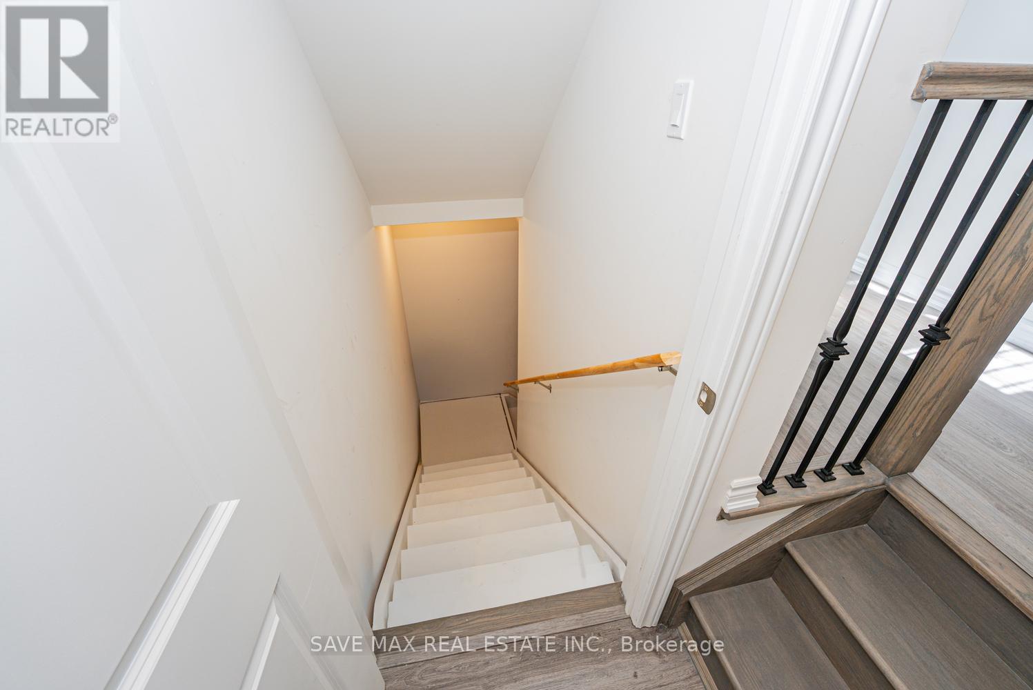 125 JONKMAN BOULEVARD - 37