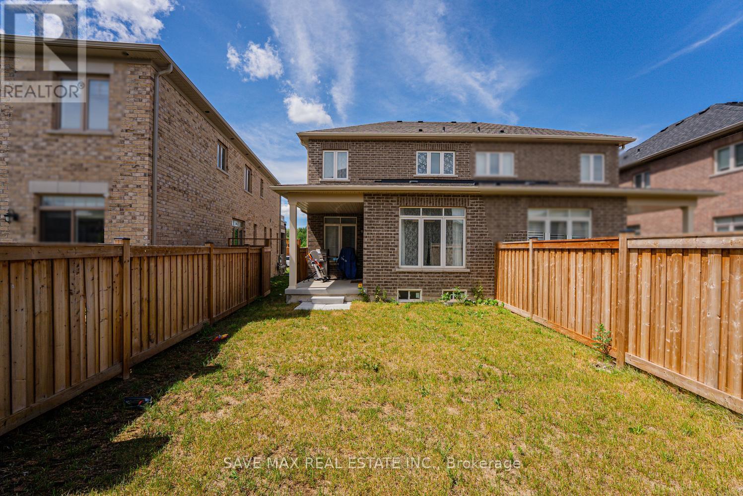 125 JONKMAN BOULEVARD - 42