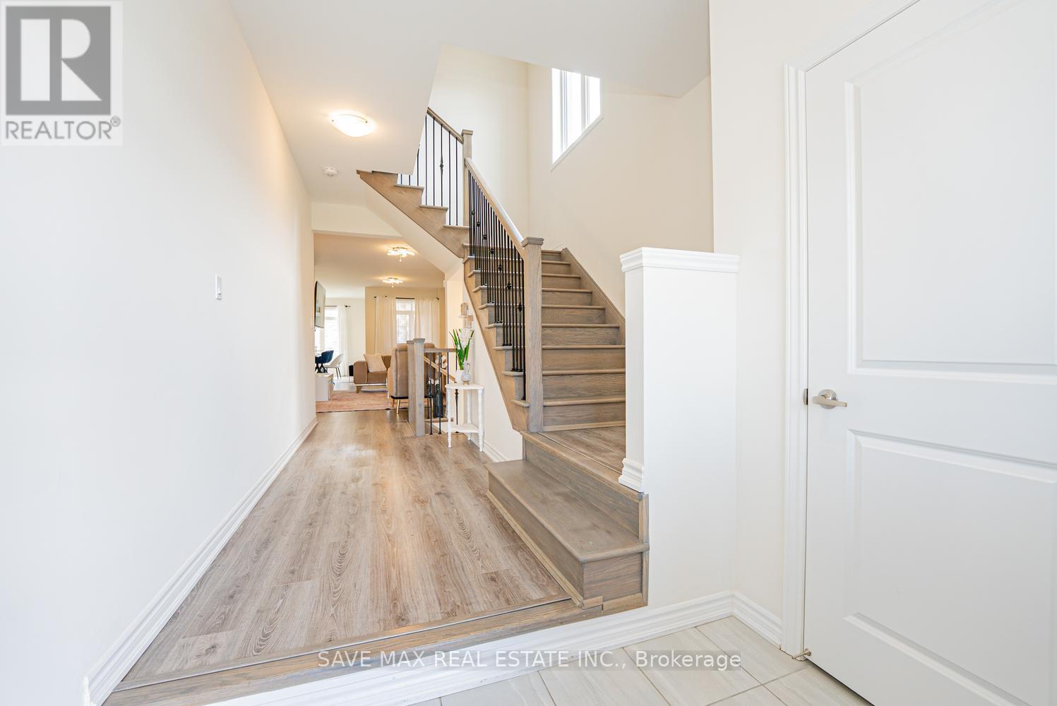 125 JONKMAN BOULEVARD - 5